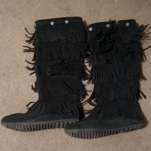 Minnetonka Fringe Boots